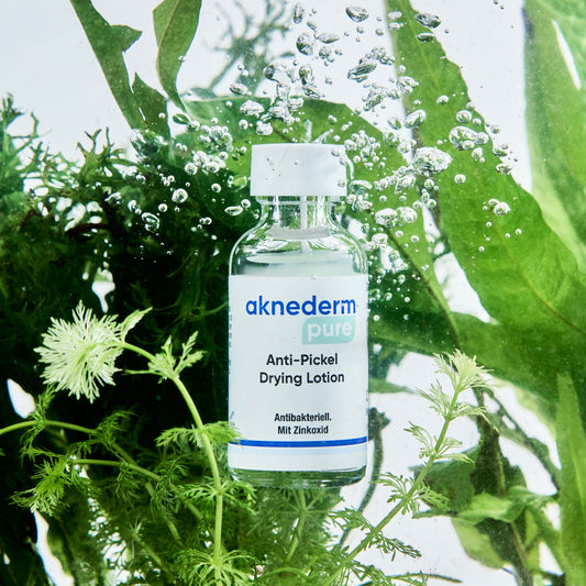 Aknederm