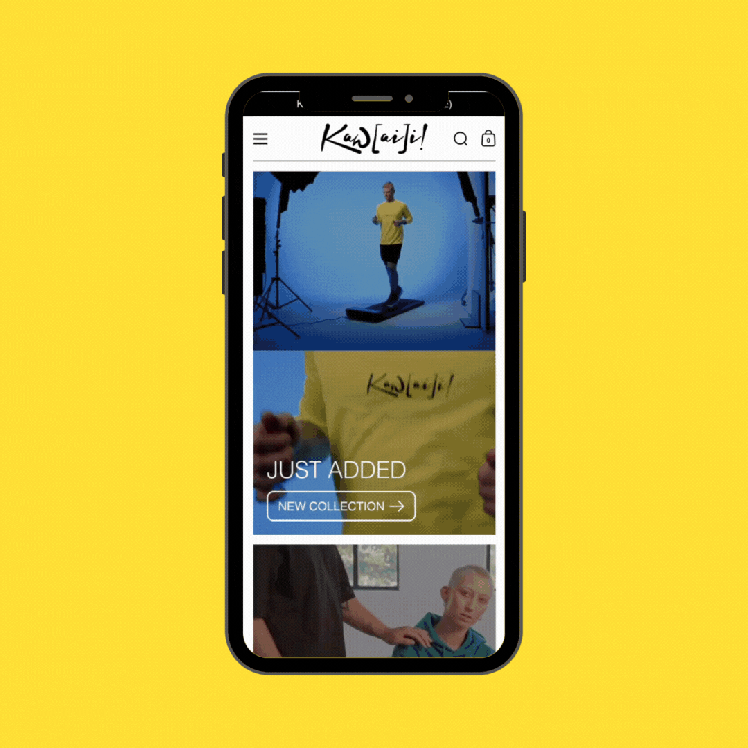 Das Mockup zeigt, dass die Hero Section der Startseite durch den Einsatz von Video-Content besonders dynamisch wirkt und die Aufmerksamkeit sofort auf sich zieht.
